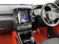 Usado Volvo XC40 R-Design Pro 150 HP (110 kW) 2020 Cinzento SUV