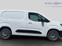 Used Citroën Berlingo 101 HP (74 kW) 2024 White MPV