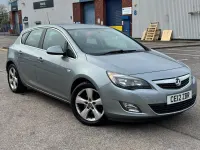 Used Vauxhall Astra SRi 2012 Silver Hatchback