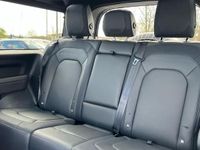 Used Land Rover Defender HSE Dynamic 300 HP (220 kW) 2024 Black SUV