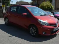Used Toyota Yaris Plus 99 HP (72 kW) 2014 Red Hatchback