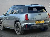 Used Mini Countryman 215 HP (158 kW) 2025 Green SUV