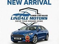 Used Volvo V40 R-Design 115 HP (84 kW) 2014 Blue Hatchback