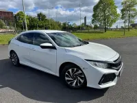 Używany Honda Civic SE 129 KM (94 kW) 2017 Biały Hatchback