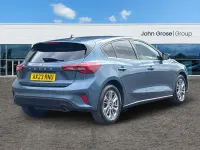 Używany Ford Focus Titanium 2023 Niebieski Hatchback