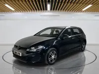 Begagnad VW Golf VII S 122 HK (89 kW) 2015 Svart Halvkombi