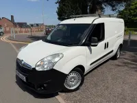 Used Vauxhall Combo 2013 White MPV