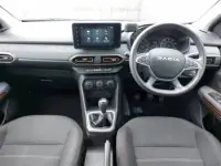 Gebraucht Dacia Sandero Expression 91 PS (66 kW) 2023 Weiß Kleinwagen