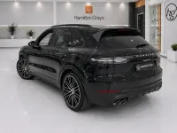 Used Porsche Cayenne 440 HP (323 kW) 2019 Black SUV