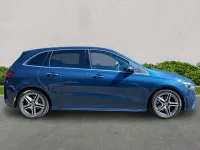 Begagnad Mercedes B200 Executive 2023 Blå Minibuss