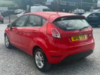 Used Ford Fiesta Zetec 82 HP (60 kW) 2016 Red Hatchback
