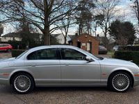 Używany Jaguar S-Type SE 207 KM (152 kW) 2006 Srebrny Sedan/Limuzyna