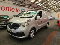 Used Renault Trafic 2019 Silver MPV