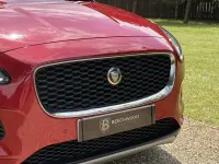 Used Jaguar E-Pace 180 HP (132 kW) 2019 Red SUV