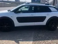 Used Citroën C4 Cactus Flair 108 HP (79 kW) 2016 White Hatchback