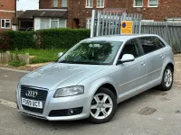 Usado Audi A3 102 HP (75 kW) 2010 Prateado Citadino