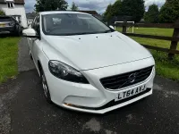 Used Volvo V40 2014 White Hatchback