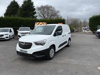 Used Vauxhall Combo Edition 100 HP (73 kW) 2019 White MPV