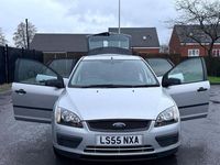 Used Ford Focus 100 HP (73 kW) 2006 Silver Hatchback