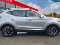Usado MG ZS Exclusive 111 CV (81 kW) 2023 Plateado SUV
