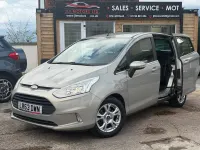 Usado Ford B-MAX Zetec 90 HP (66 kW) 2013 Prateado Monovolume