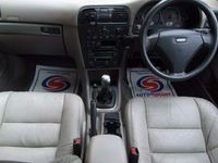 Begagnad Volvo V40 115 HK (84 kW) 2004 Kombi