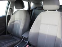 Used Vauxhall Astra SRi 2011 White Hatchback