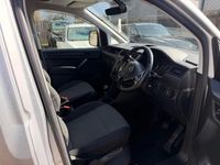 Used VW Caddy Highline 102 HP (75 kW) 2019 Silver MPV