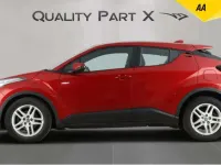 Usado Toyota C-HR 122 HP (89 kW) 2023 Vermelho SUV