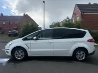 Używany Ford S-MAX Zetec 2013 Biały Minivan