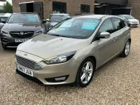 Begagnad Ford Focus Zetec 100 HK (73 kW) 2018 Silver Halvkombi