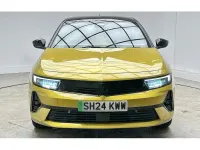Używany Vauxhall Astra 114 kW (156 KM) 2024 Żółty Hatchback