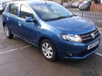 Begagnad Dacia Sandero Lauréate 75 HK (55 kW) 2013 Blå Halvkombi
