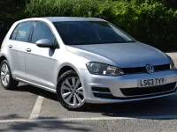 Used VW Golf VII SE 105 HP (77 kW) 2013 Silver Hatchback