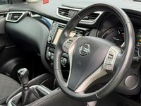 Used Nissan Qashqai N-Connecta 110 HP (80 kW) 2016 Black SUV