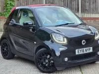 Used Smart ForTwo Cabrio Premium 71 HP (52 kW) 2016 Black Cabriolet