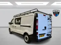 Used Vauxhall Vivaro 120 HP (88 kW) 2018 White