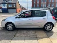 Used Renault Clio Dynamique 2011 Silver Hatchback
