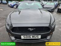 Usado Ford Mustang Fastback 317 CV (233 kW) 2016 Gris Coupe