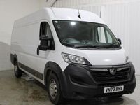 Used Vauxhall Movano 140 HP (102 kW) 2023 White MPV