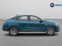 Used Renault Arkana Evolution 143 HP (105 kW) 2024 Blue SUV
