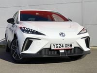 Used MG MG4 EV Trophy 63 kW (87 HP) 2024 White Hatchback