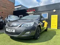 Second-hand Vauxhall Astra 2011 Gri Hatchback