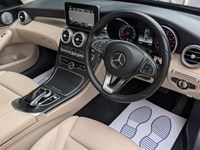 Usado Mercedes C200 Premium Plus 184 HP (135 kW) 2017 Preto Sedan