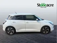 Used Suzuki Swift 82 HP (60 kW) 2024 White Hatchback