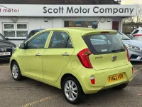 Used Kia Picanto 68 HP (50 kW) 2013 Green Hatchback