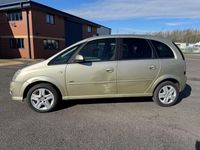 Second-hand Vauxhall Meriva Design Edition 2010 Auriu Monovolum
