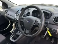 Begagnad Ford Ka Plus Zetec 84 HK (61 kW) 2017 Svart Halvkombi