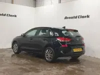 Used Hyundai i30 SE 120 HP (88 kW) 2019 Black Hatchback