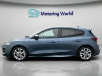 Used Ford Focus ST-Line 125 HP (91 kW) 2023 Blue Hatchback